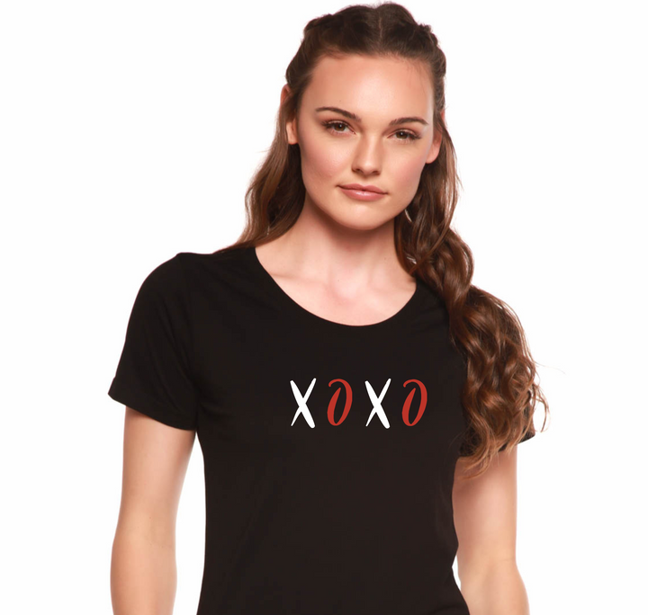 XOXO Women's Bamboo Sleeve Scoop Neck Graphic T-Shirt