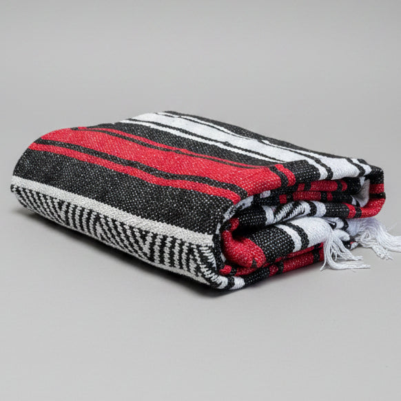 Eco Soft XL Falsa Blanket| Red + Black