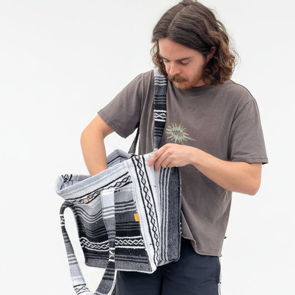 Mercado Shoulder Tote Bag