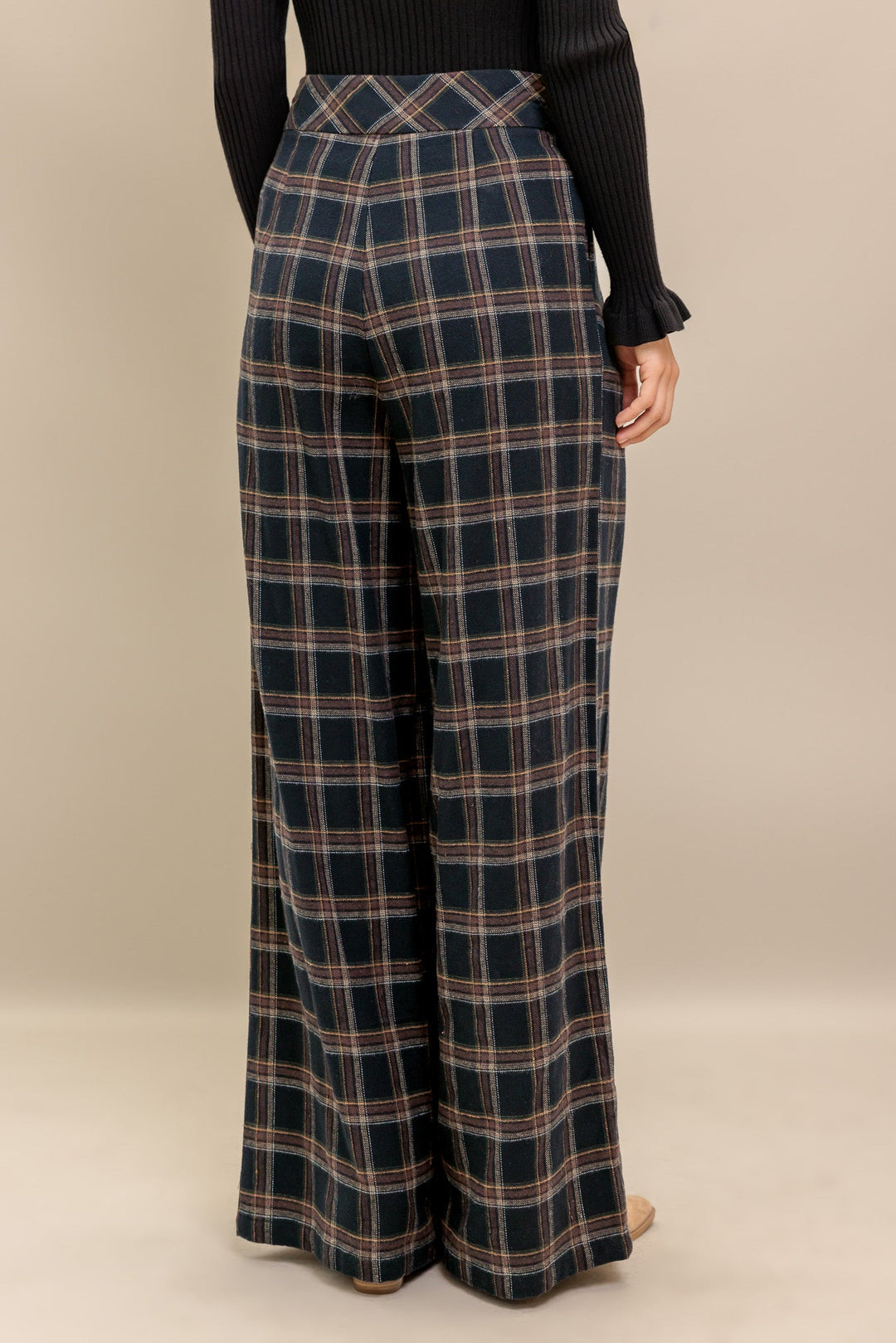 LATTE SUNDAY WOVEN PLAID PANTS