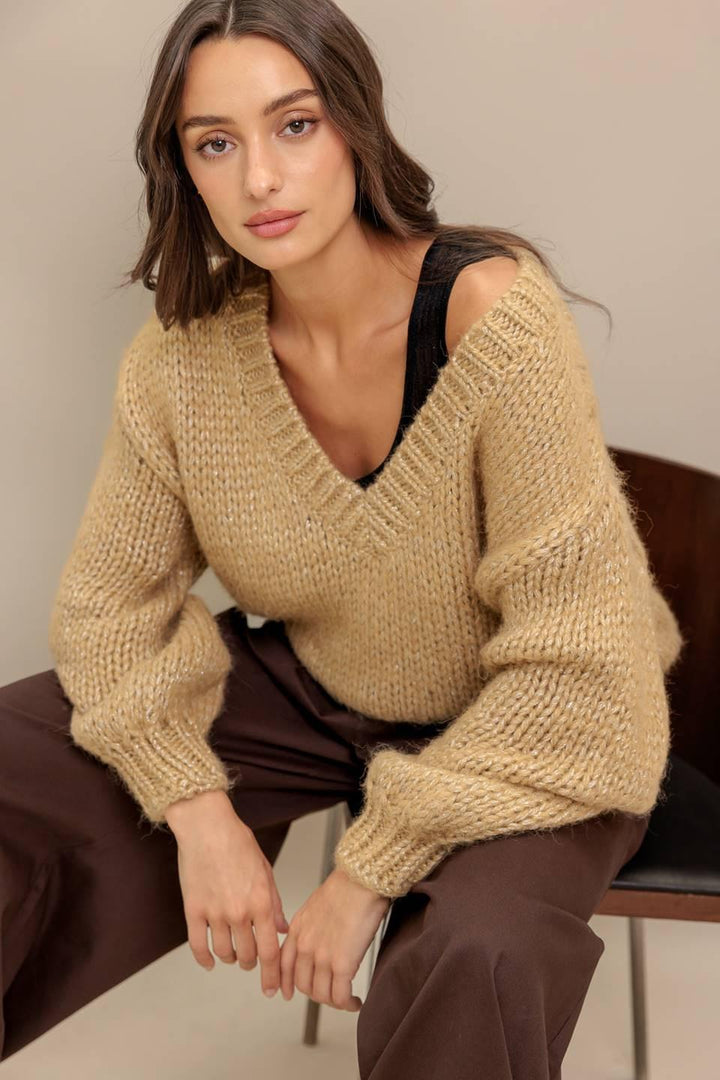 EARTHY TOUCH SWEATER KNIT TOP