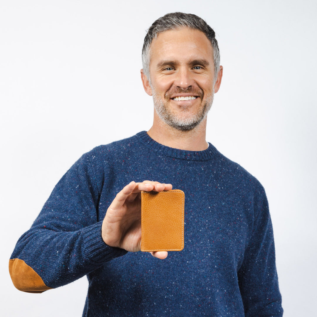 Compact Bifold with RFID protection - Natural