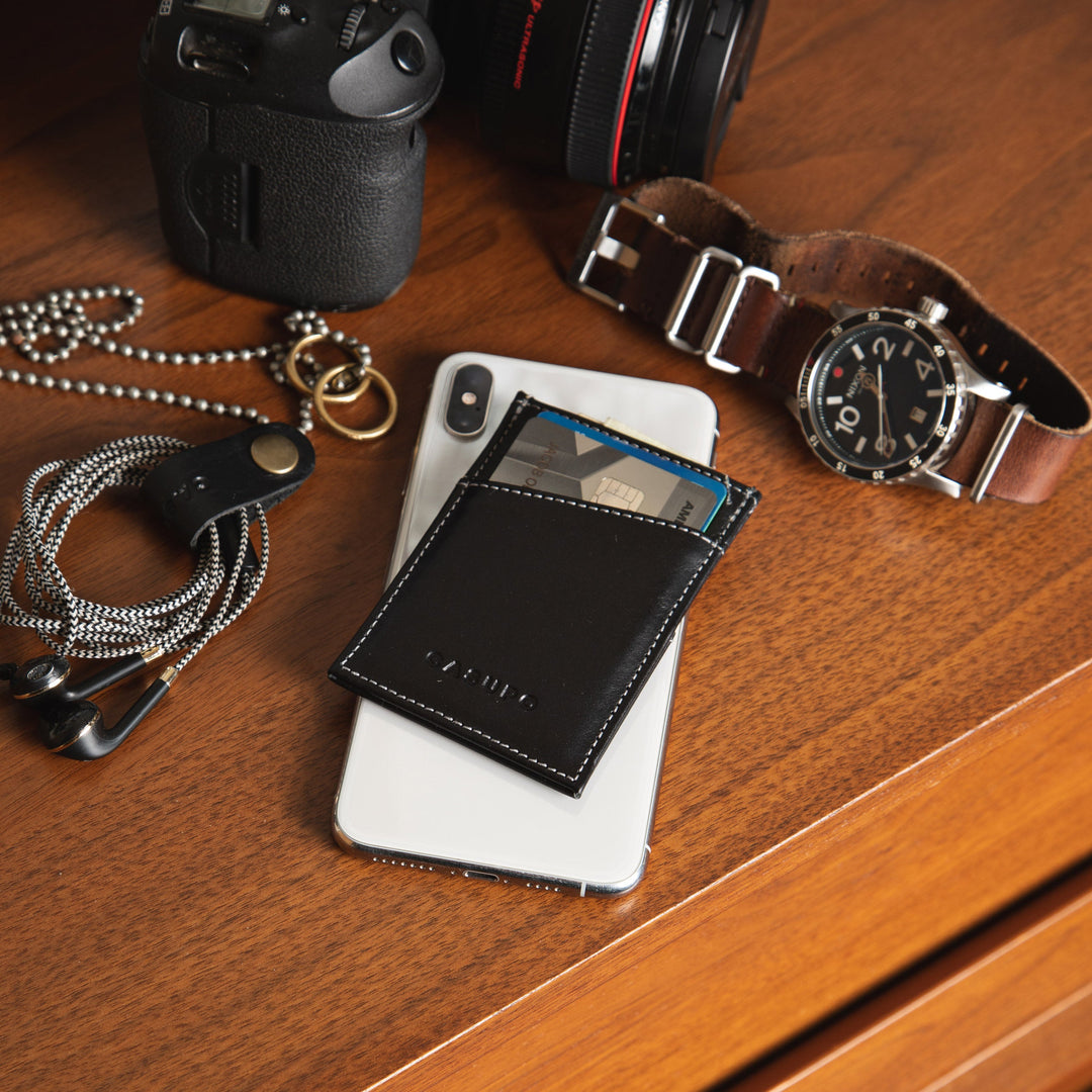 Minimalist Wallet with RFID protection - Brown