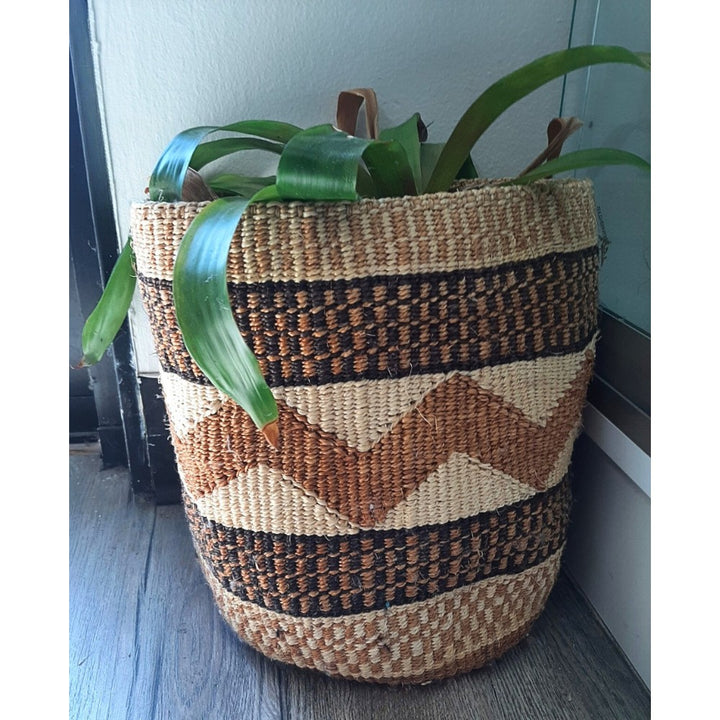 Black, Brown, Beige & White Checkered Sisal Woven Decorative Plant Basket