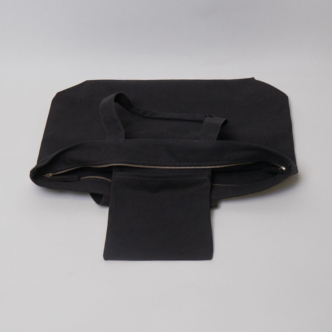 Tote bags with trolley sleeve