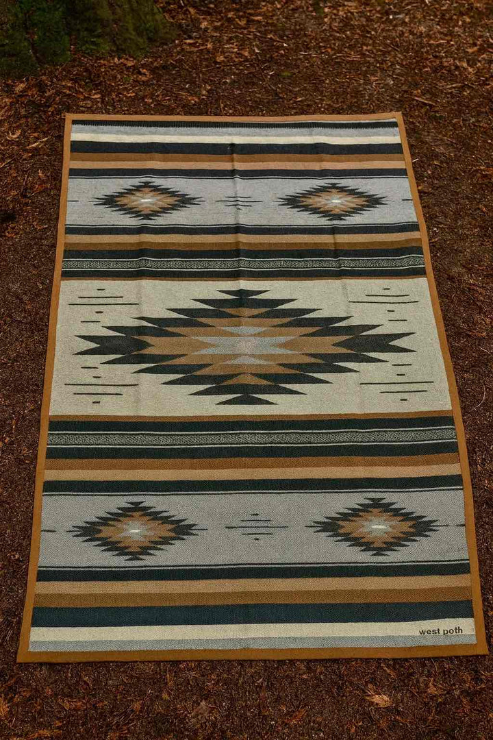 Waxed Canvas Outdoor Blanket / Bushcraft Blanket Bedroll - Diamond Weave