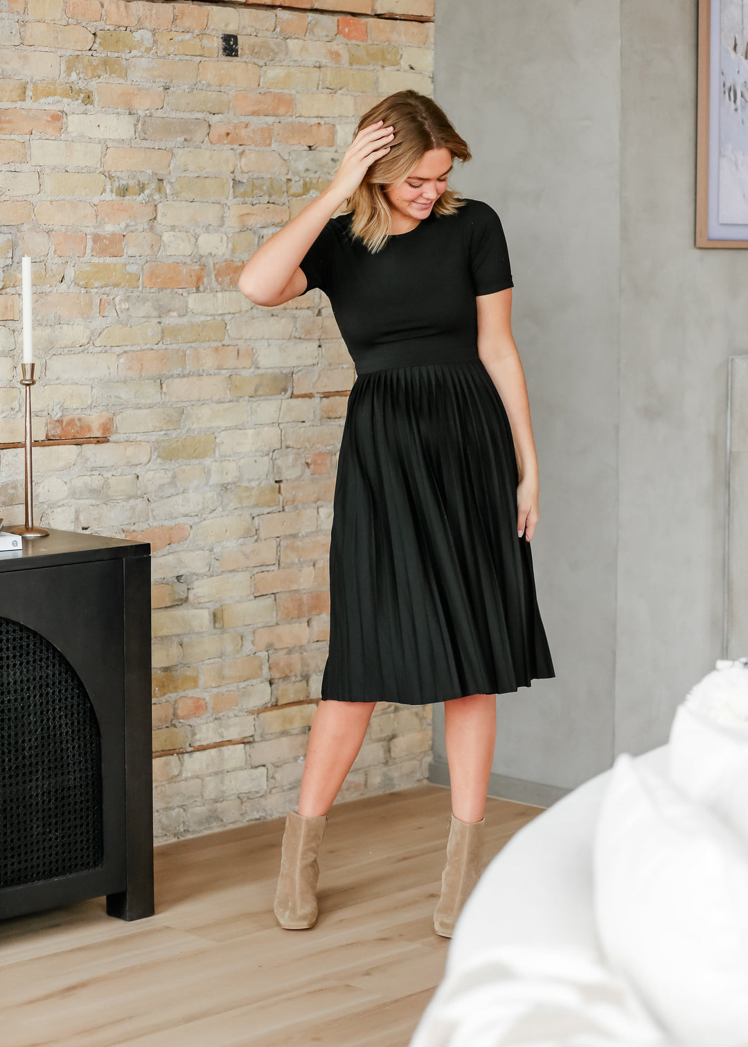 Emersyn Pleated Midi Dress