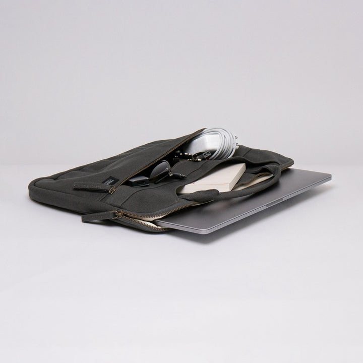 Hasta Laptop Sleeve with handles