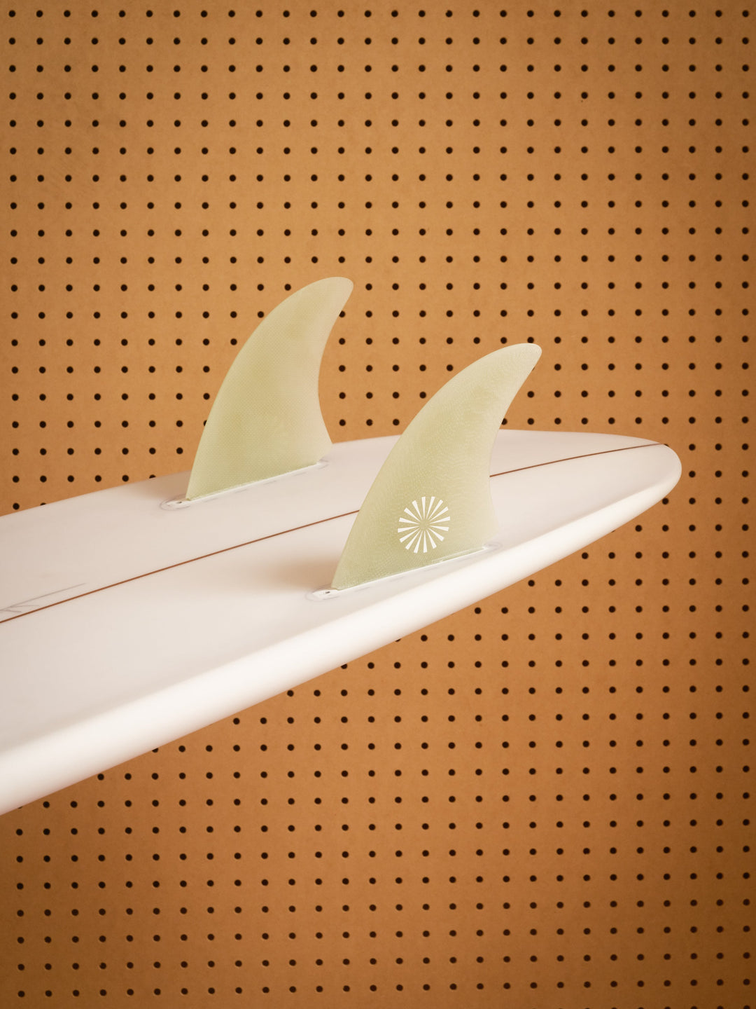 Radio Twin Fin Set by Mollusk