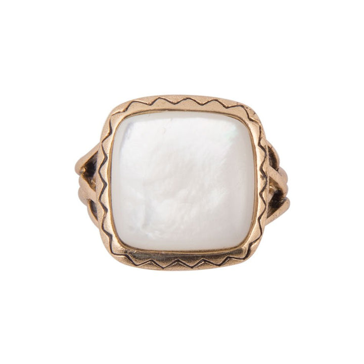 Wave of White Mother of Pearl Golden Ring